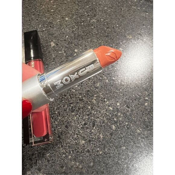 Estee Lauder envy Lipstick and Boxom plumper lipstick lot of 2 - Picture 6 of 8